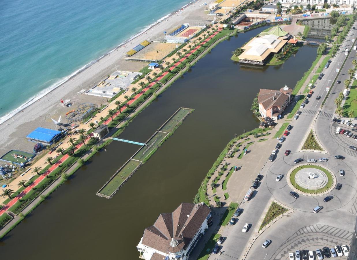 Diamond Apartment Batumi Eksteriør bilde